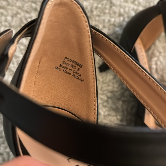 Black Pump High Heels - Picture 3 of 4